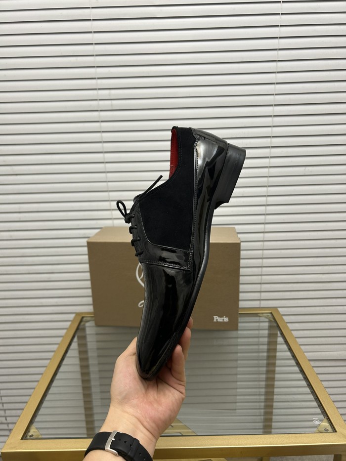 Christian Louboutin 057 Casual shoes HL003