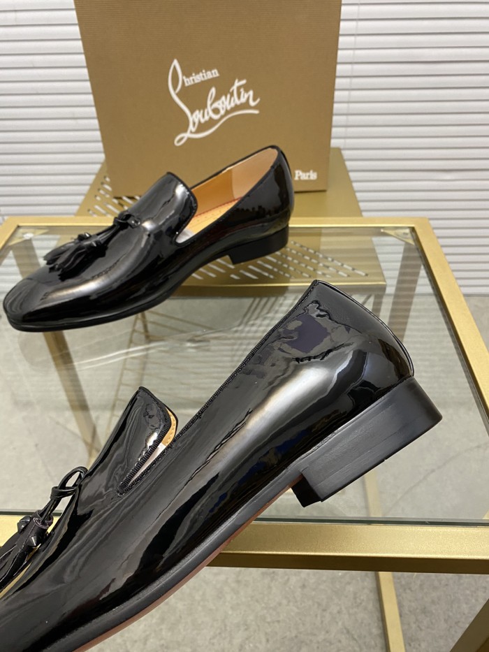 Christian Louboutin 053 Casual shoes HL003