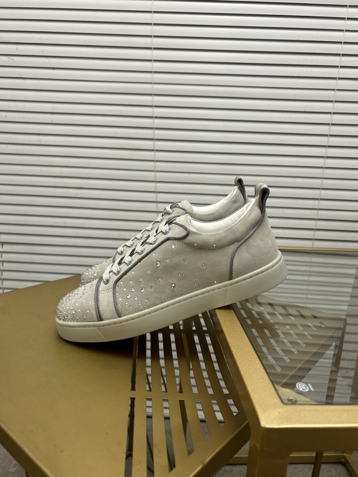 Christian Louboutin 008 Casual shoes HL003