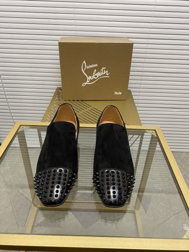 Christian Louboutin 047 Casual shoes HL003