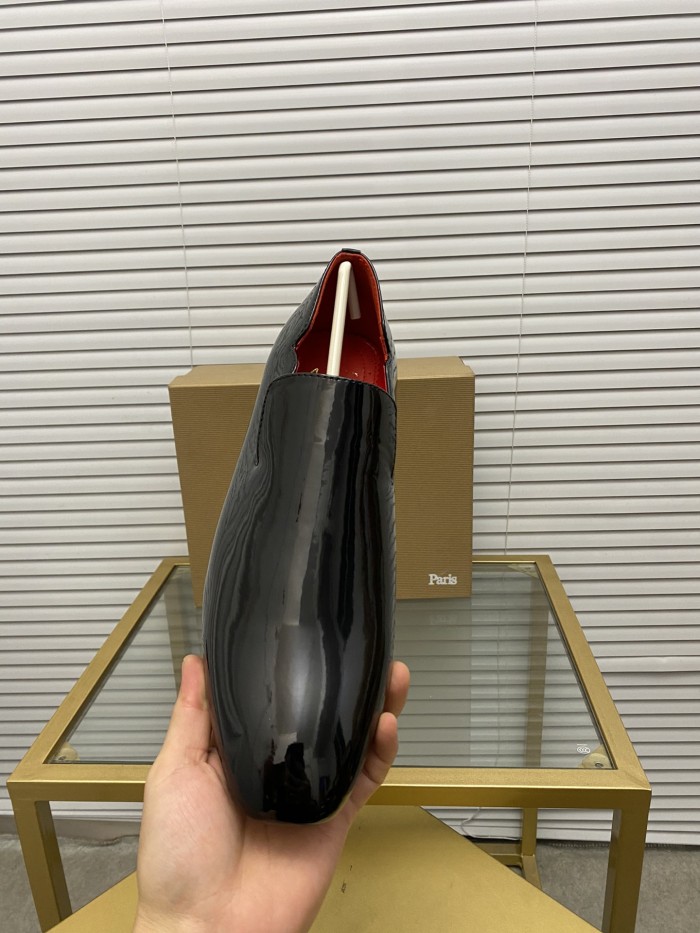Christian Louboutin 052 Casual shoes HL003
