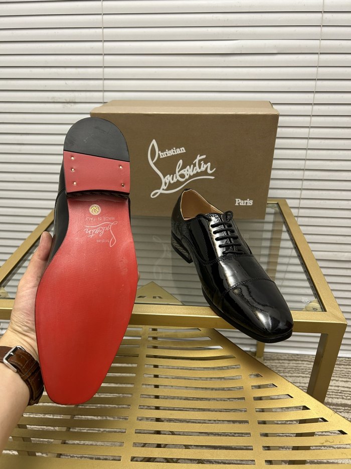 Christian Louboutin 038 Casual shoes HL003