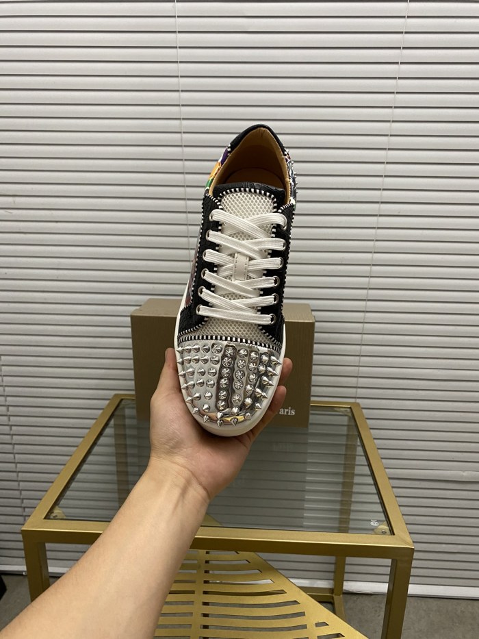 Christian Louboutin 012 Casual shoes HL003