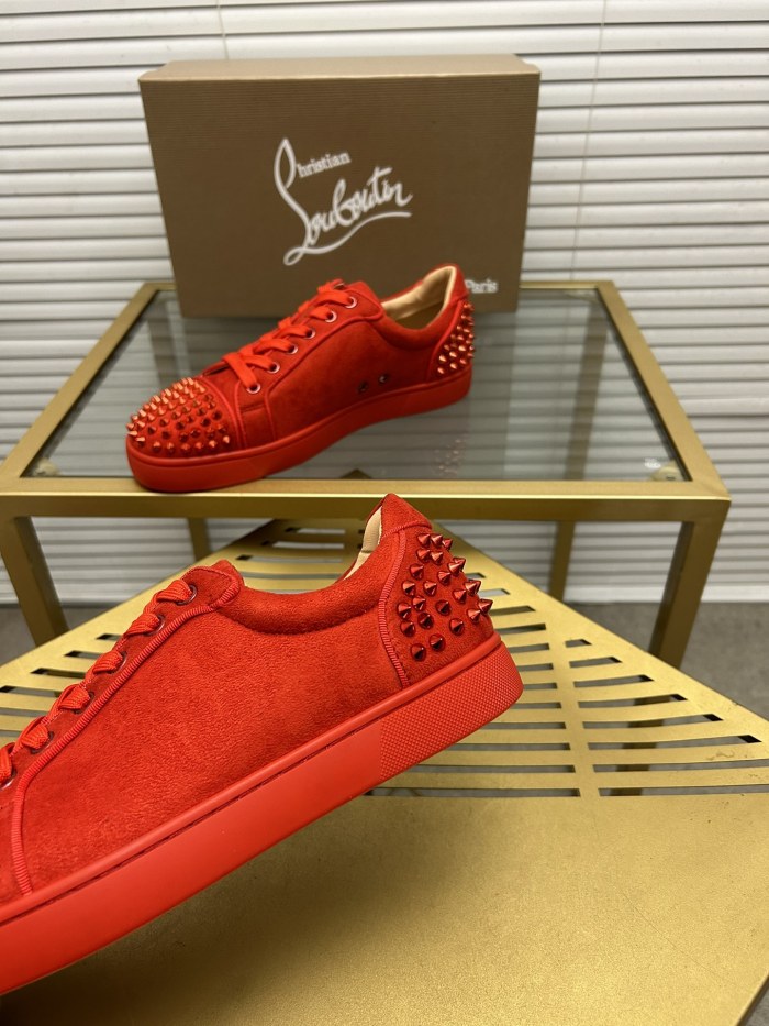 Christian Louboutin 014 Casual shoes HL003