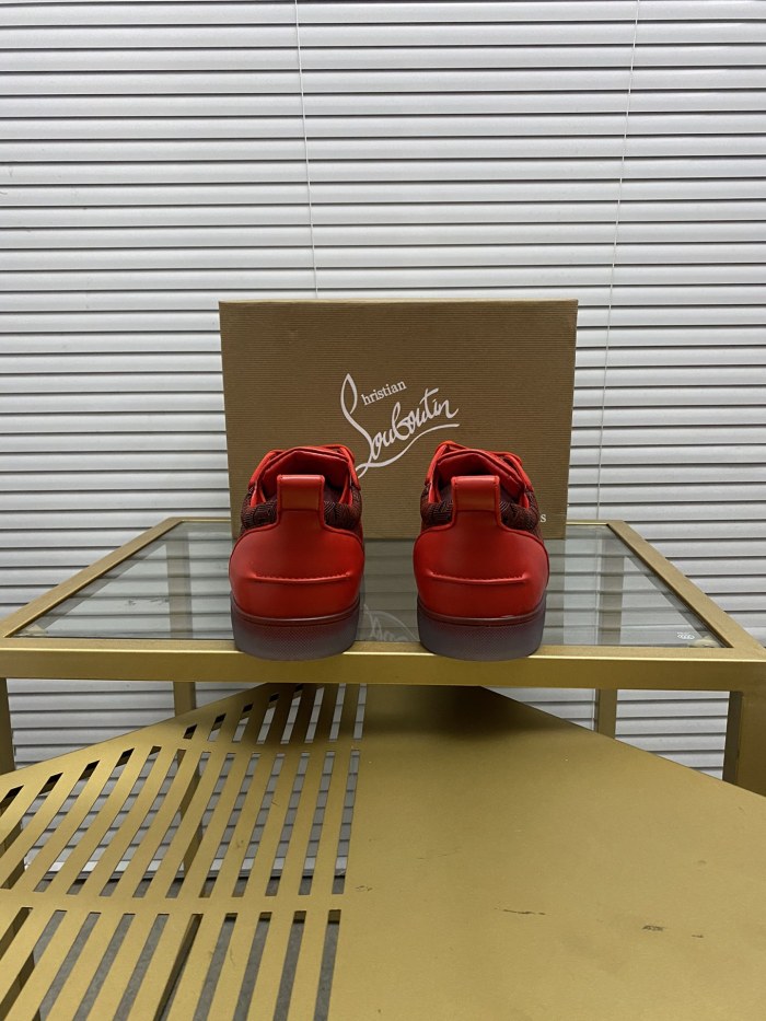 Christian Louboutin 028 Casual shoes HL003