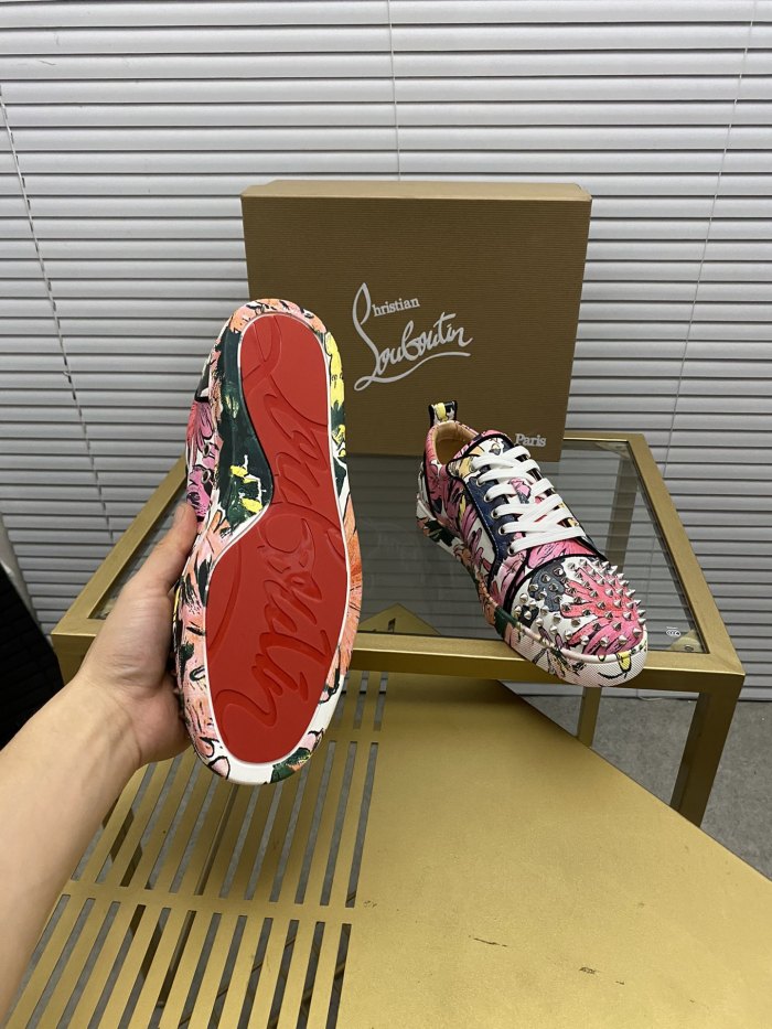 Christian Louboutin 018 Casual shoes HL003