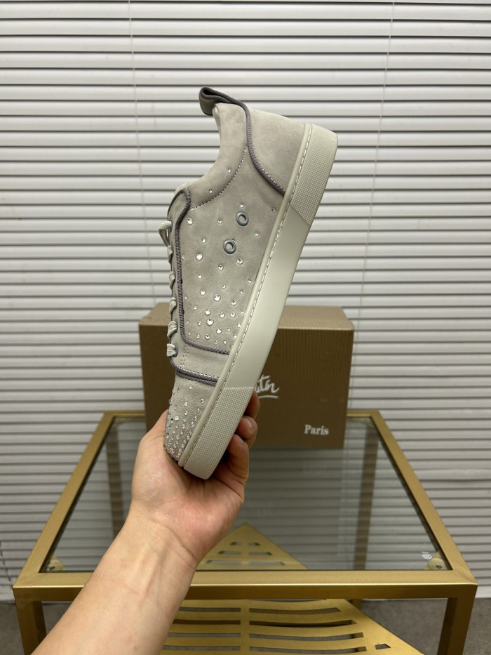Christian Louboutin 008 Casual shoes HL003