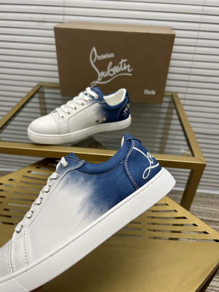 Christian Louboutin 036 Casual shoes HL003
