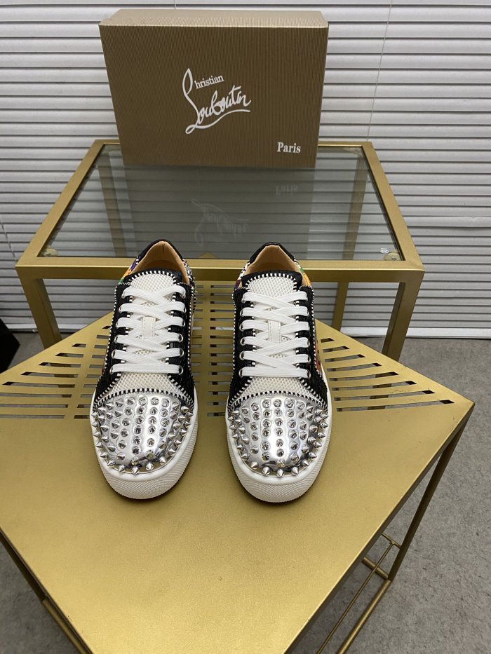 Christian Louboutin 012 Casual shoes HL003