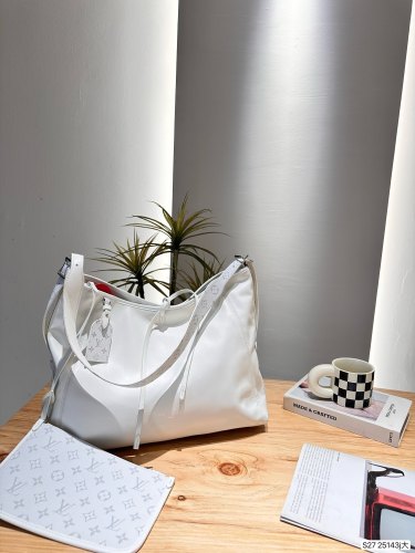 LV CarryAll Vibe Bag 25143 LLS091 39cm