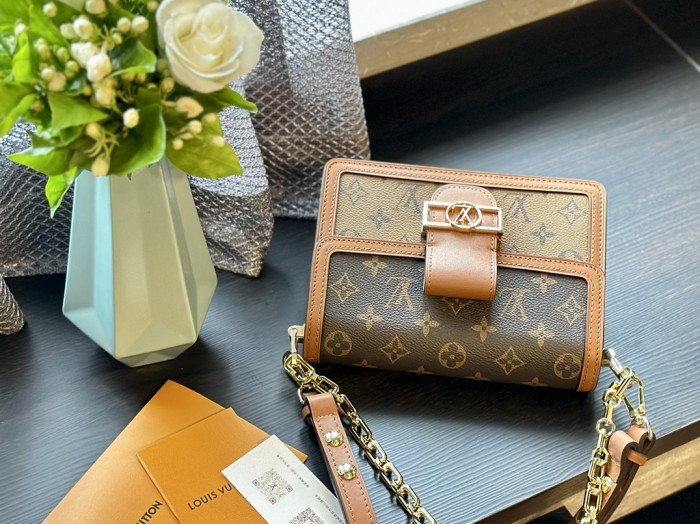 LV Dauphine Bag 44391 LLS052 20-25cm