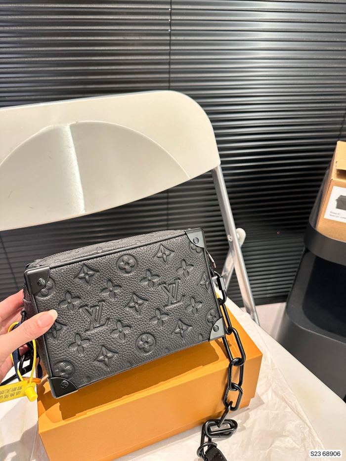LV Soft Trunk Bag 68906 LLS081 18cm