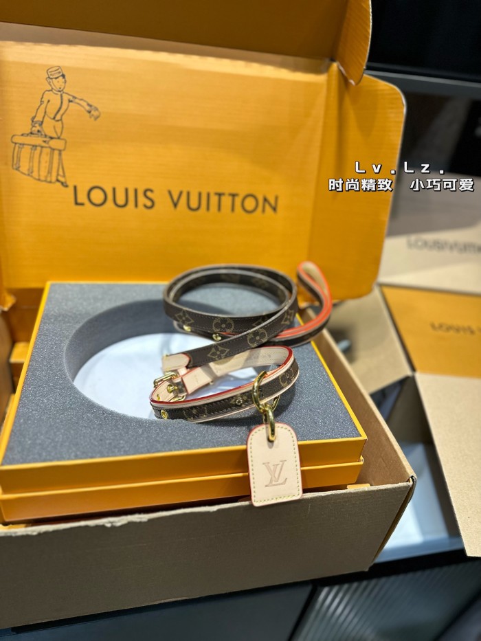 LV Pet collars 038 DB021