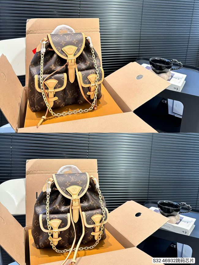 LV Excursion Backpack 46932 LLS522 23cm