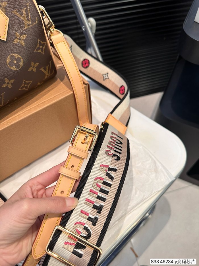 LV Speedy Bandoulière 20 Bag 46234 LLS032 20cm