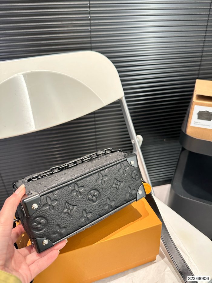 LV Soft Trunk Bag 68906 LLS081 18cm