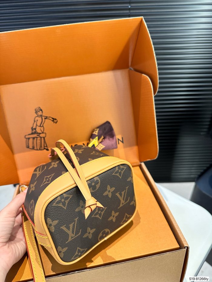 LV Nano Noé Bag 81266 LLS061 15.5cm