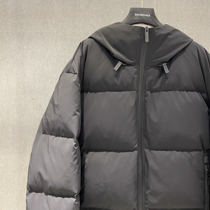 Prada Down Jacket 006 M087