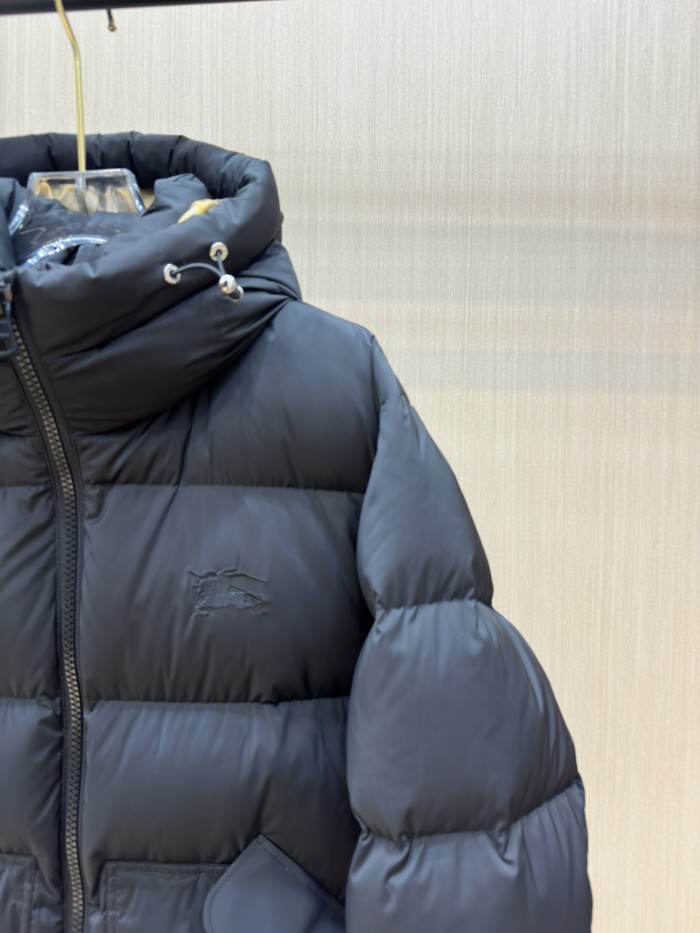 Burberry Down Jacket 001 M087
