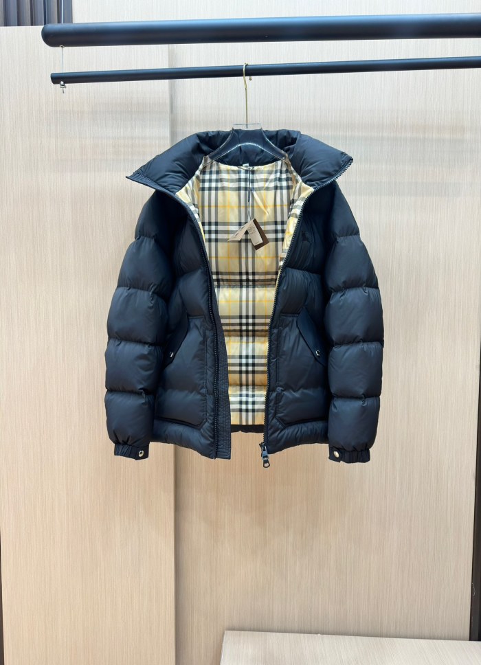 Burberry Down Jacket 001 M087