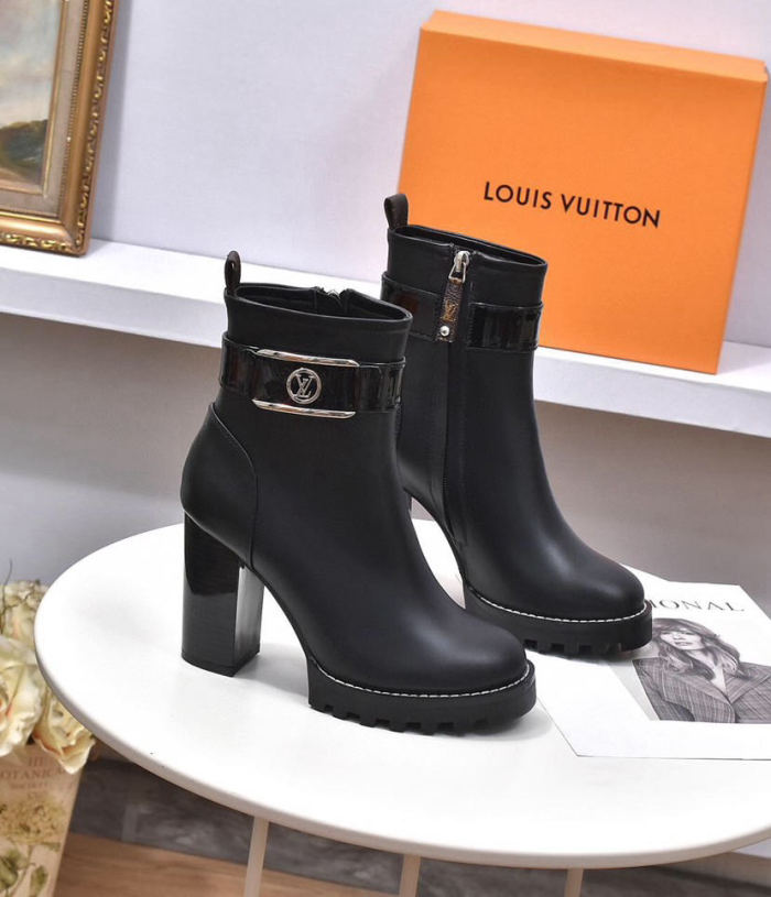 LV 011 boots HL003