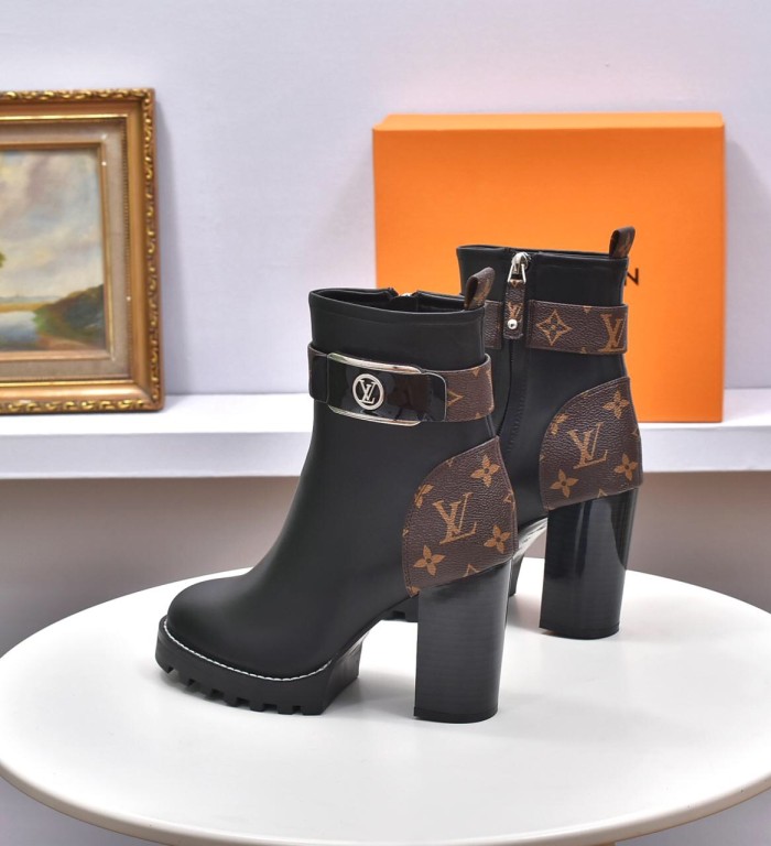 LV 011 boots HL003