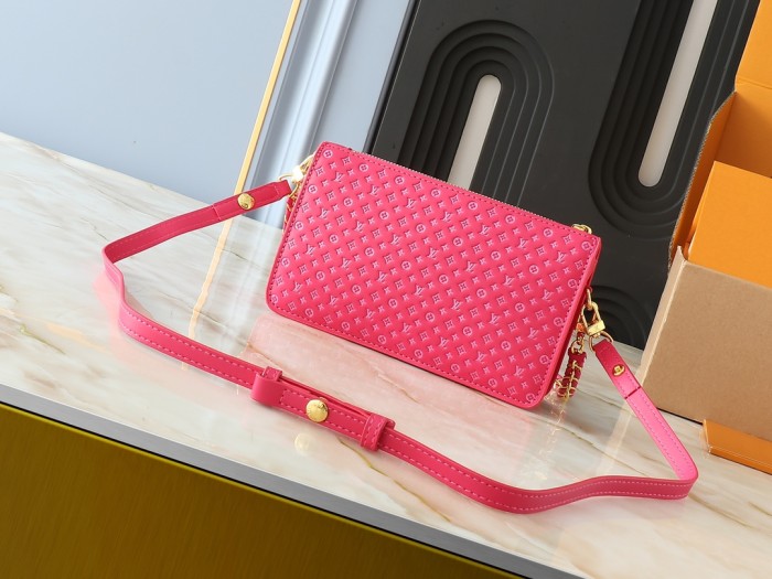 LV Vavin Chain Bag M82232 LM041 21.5cm