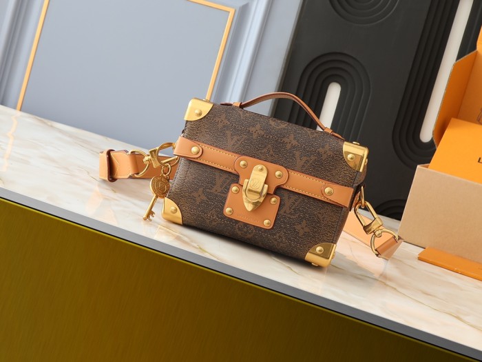 LV Soul Trunk Bag M11535 LM091 19cm