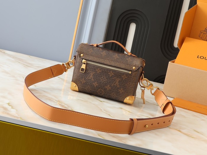 LV Soul Trunk Bag M11535 LM091 19cm