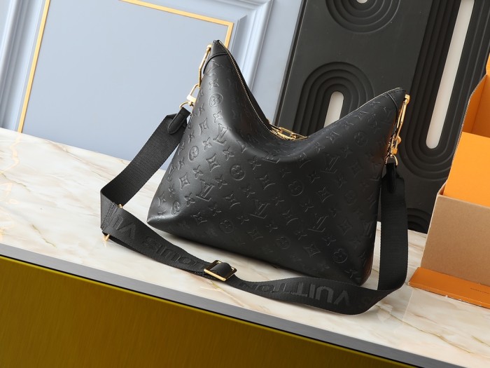 LV Coussin Hobo Bag M12068 LM061 38cm