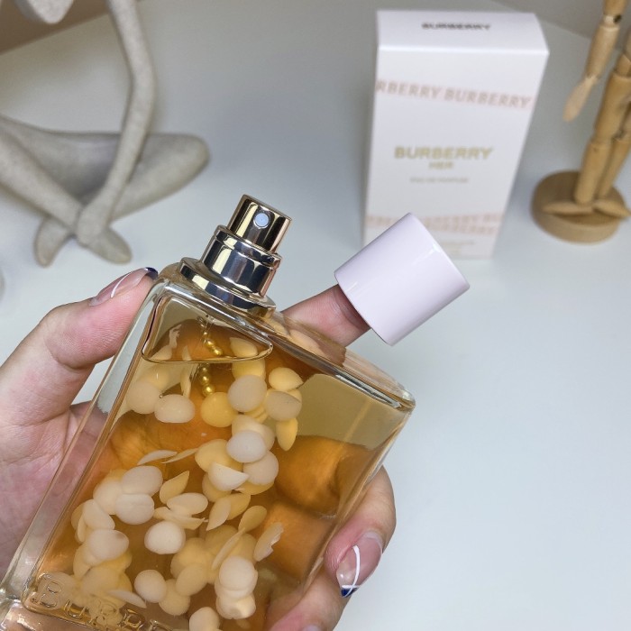 Burberry Her Petals 4 100ml
