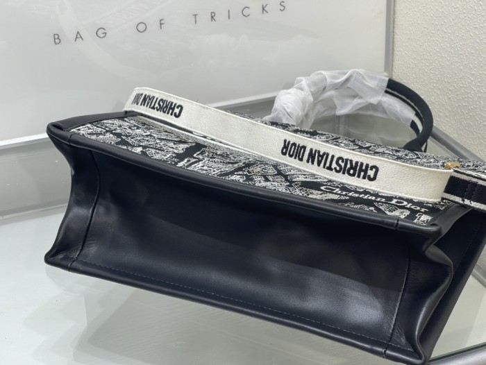 High quality Dior Book Tote With Strap 0175 LM022042062 26-41cm