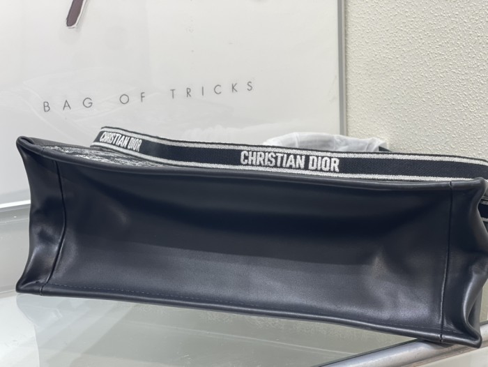High quality Dior Book Tote With Strap 0175 LM022042062 26-41cm