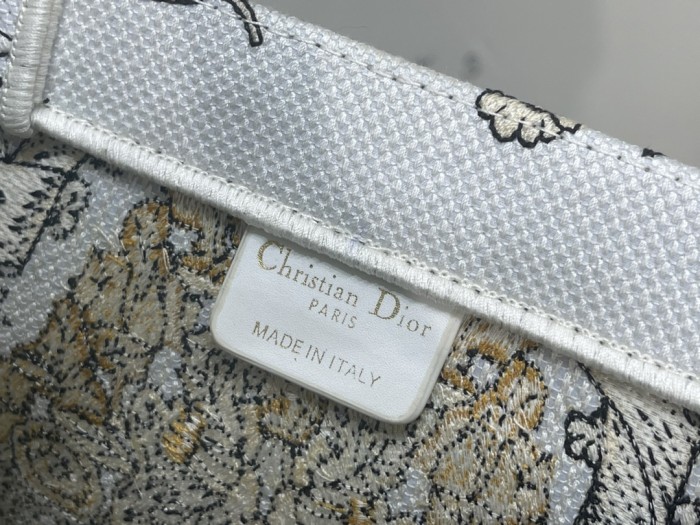 High quality Dior Book Tote 0175 LM042062 36-42cm