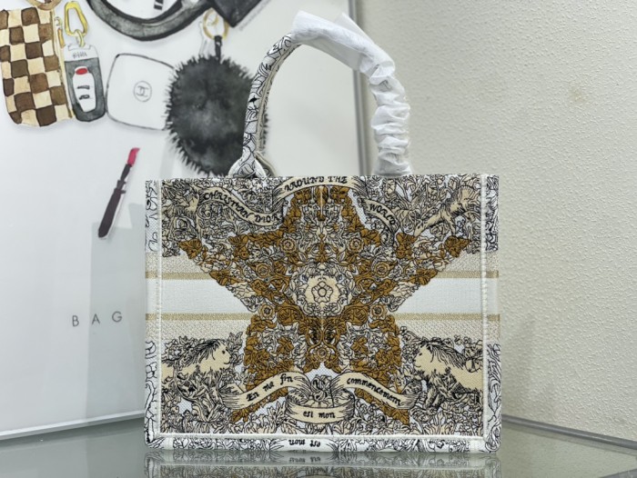 High quality Dior Book Tote 0175 LM042062 36-42cm
