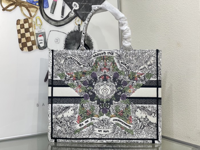 High quality Dior Book Tote 0175 LM042062 36-42cm