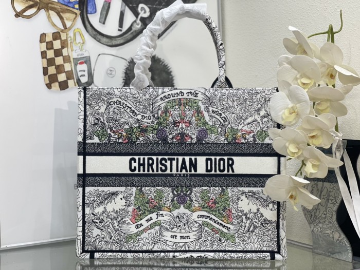 High quality Dior Book Tote 0175 LM042062 36-42cm