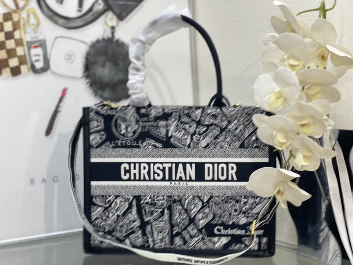 High quality Dior Book Tote With Strap 0175 LM022042062 26-41cm