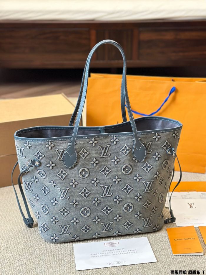 LV Neverfull Bag 006 LM542 32cm