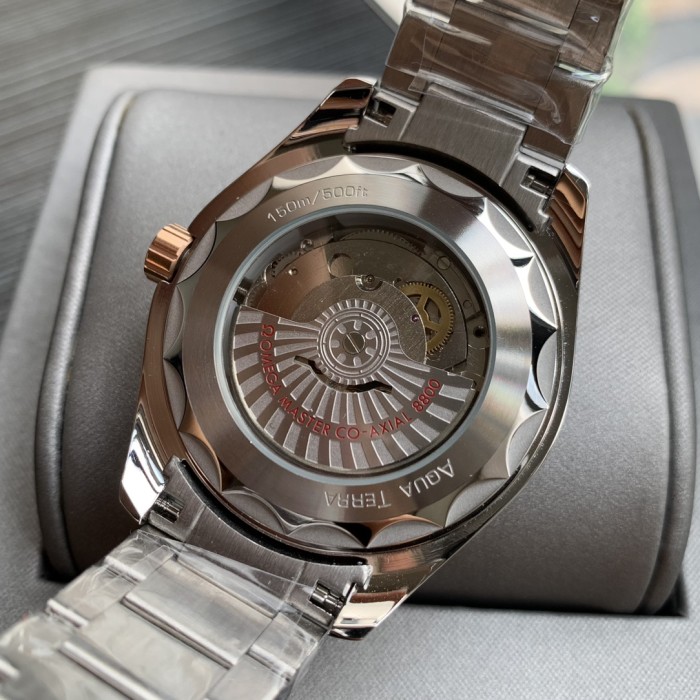 OMEGA Seamaster 43mm