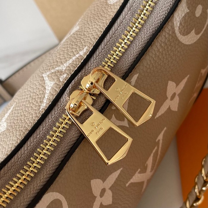 LV Odeon Bag M45832 LM041 27cm