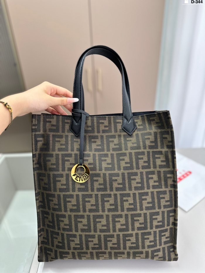 Fendi Tote 001 DB051 33cm