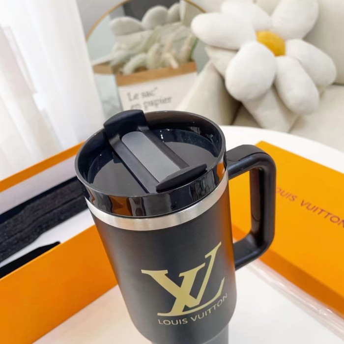 Brand Cup 001