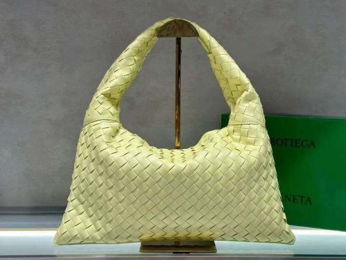 Bottega Veneta Hop Bag 5988 LM052 41cm