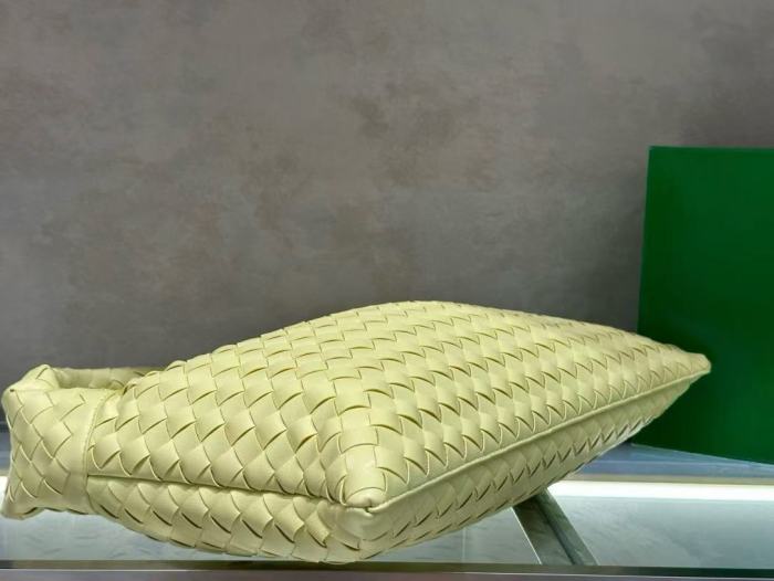 Bottega Veneta Hop Bag 5988 LM052 41cm