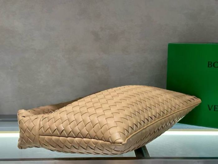 Bottega Veneta Hop Bag 5988 LM052 41cm