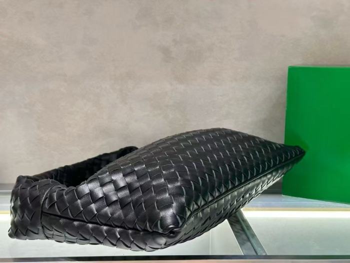 Bottega Veneta Hop Bag 5988 LM052 41cm