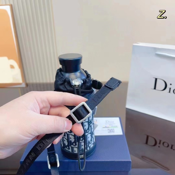 Dior Cup 005