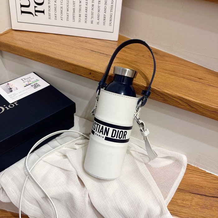 Dior Cup 002
