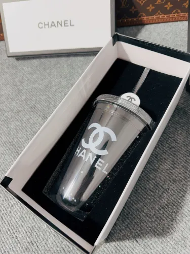 Chanel Cup 002
